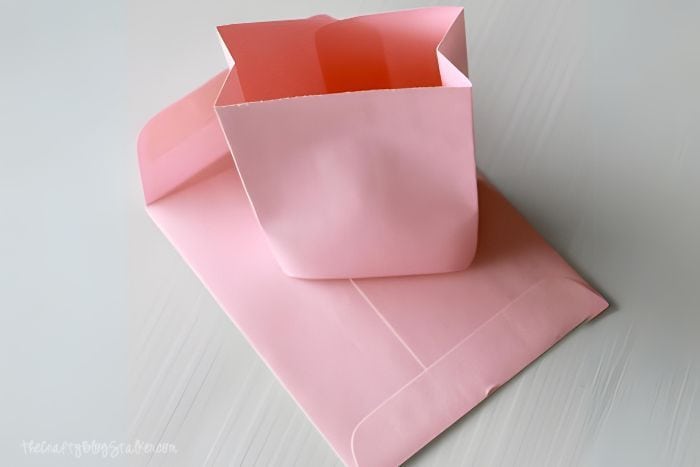 Make Mini Gift Bags with a Paper Envelope