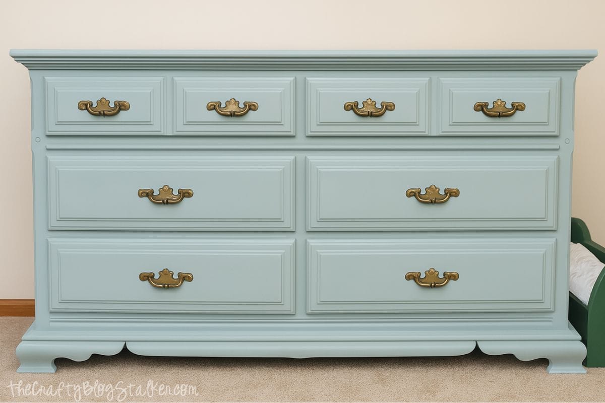 How to Refinish a Dresser